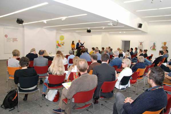 media/k2/galleries/5085/thumbs/colloquium1.jpg