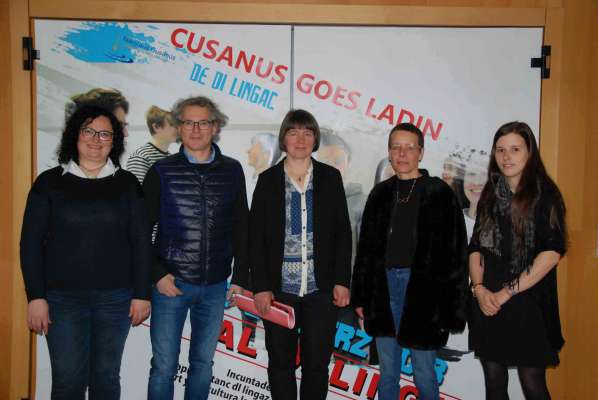 media/k2/galleries/6944/thumbs/festival.jpg
