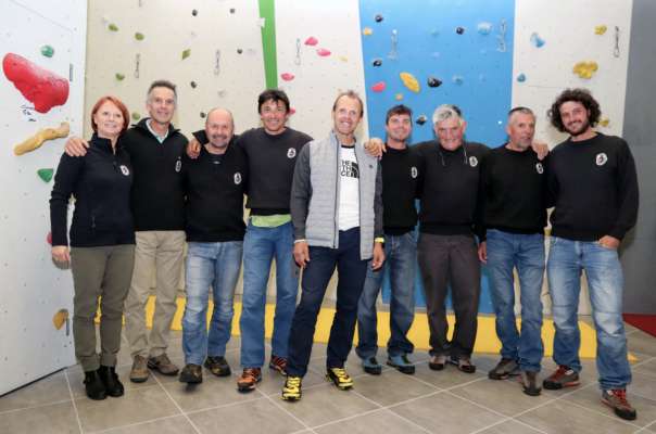 media/k2/galleries/7809/thumbs/simone_moro_ciamorces_fascia.jpg