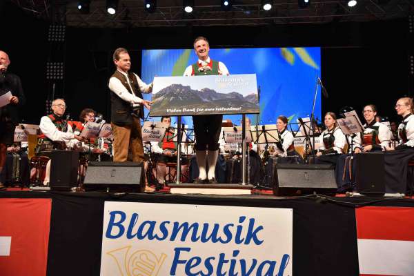media/k2/galleries/8707/thumbs/festival1.jpg
