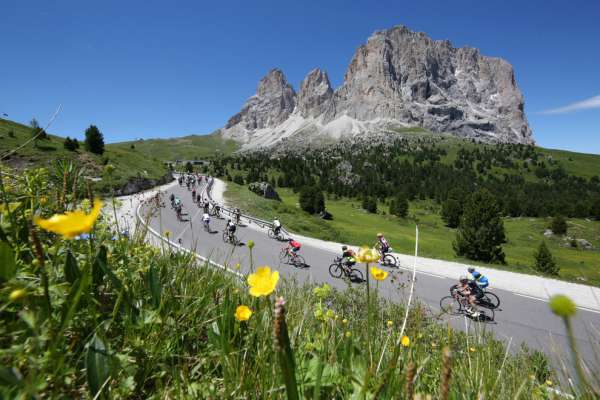 media/k2/galleries/12452/thumbs/sellaronda_bikeday.jpg
