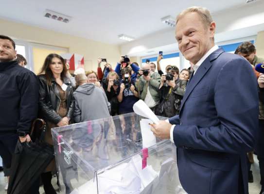 Donald Tusk tratan süa lita en domënia. foto: profil personal publich/facebook
