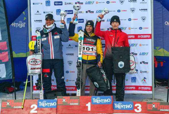 L podie di Under 14 con al prum post Mattia Vinatzer e al terzo Gabriel Dellantonio. (foto Leonardi e Biagio Foto)
