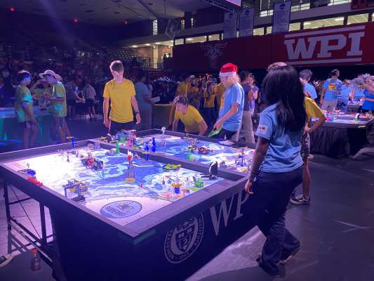 media/k2/galleries/29808/thumbs/Gome_neve_Worcester_FLL2025_robot.jpg
