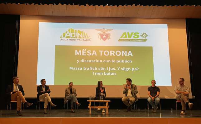 media/k2/galleries/30420/thumbs/IMG_4001.jpg